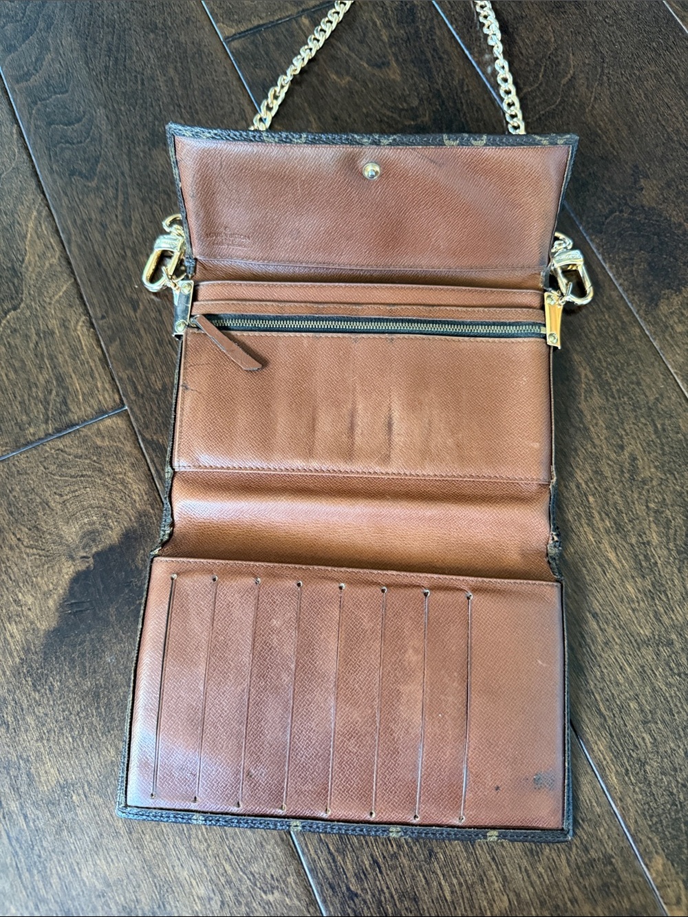 Authentic Louis Vuitton wallet converted into purse on chain - Picture 2 of 14